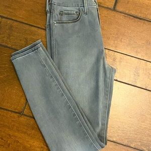 Good American highrise, skinny, gray coated jeans